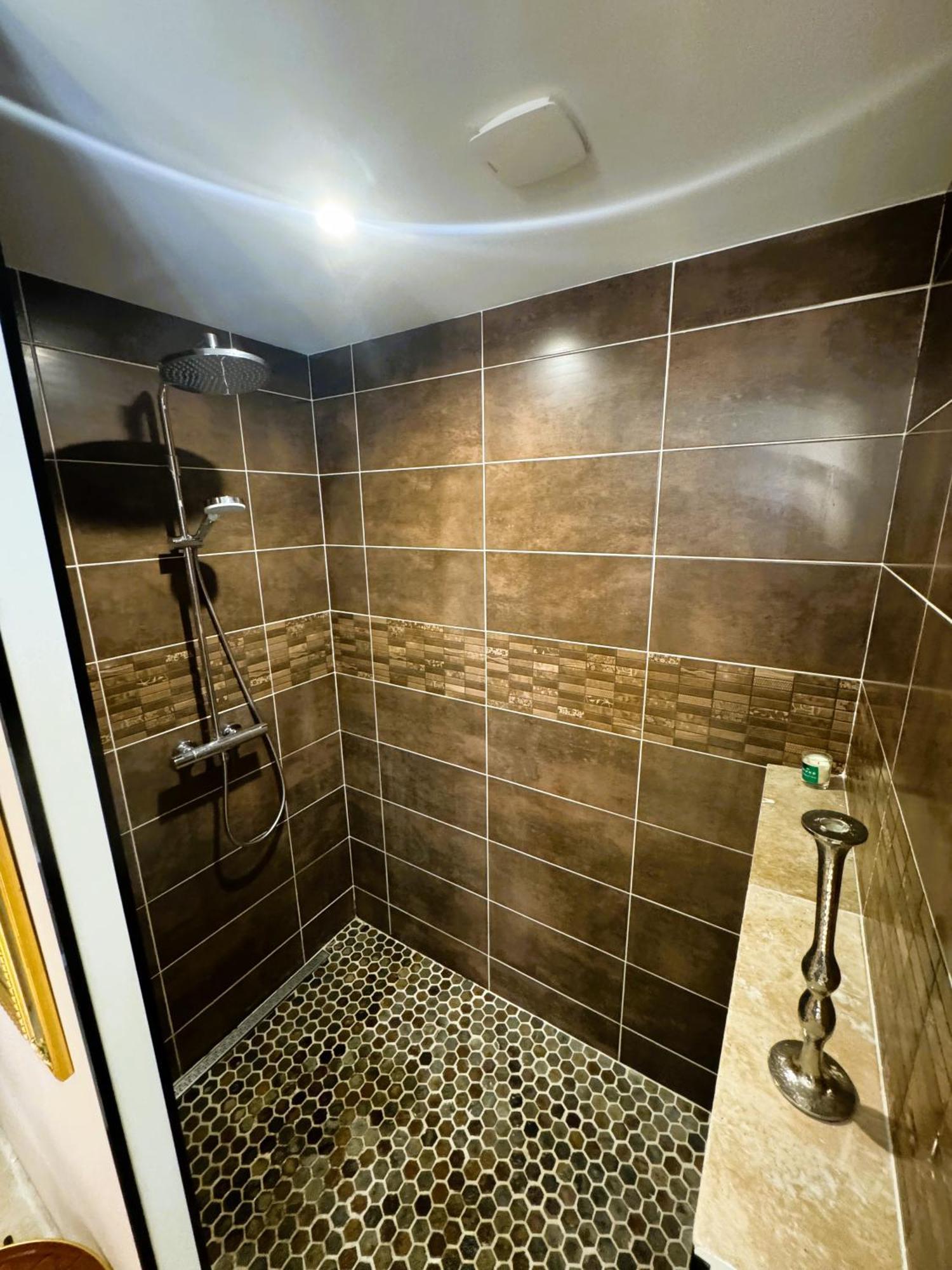 Le Dix - Classic Room - Vallabrix Proche Uzes Экстерьер фото