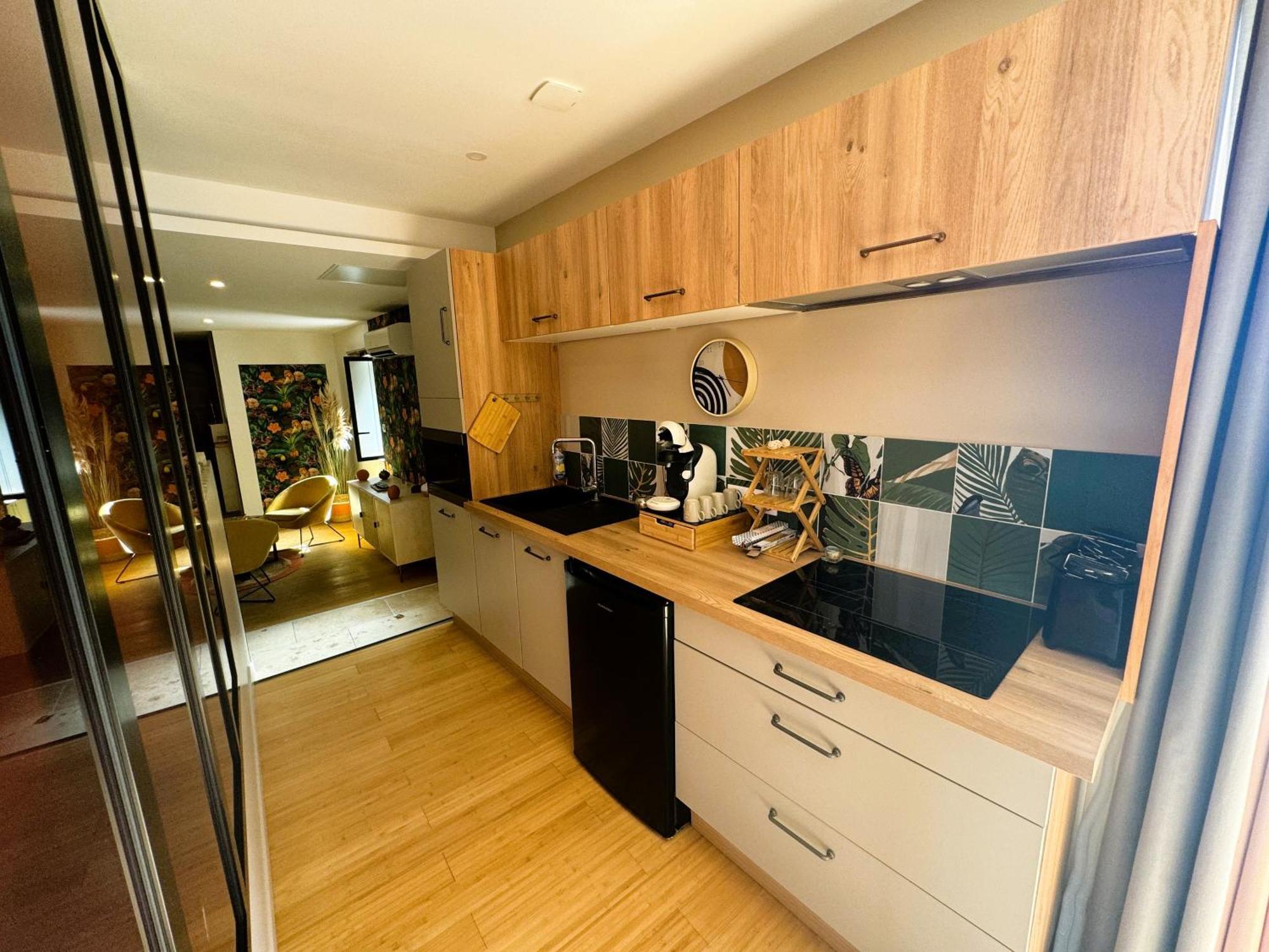 Le Dix - Classic Room - Vallabrix Proche Uzes Экстерьер фото
